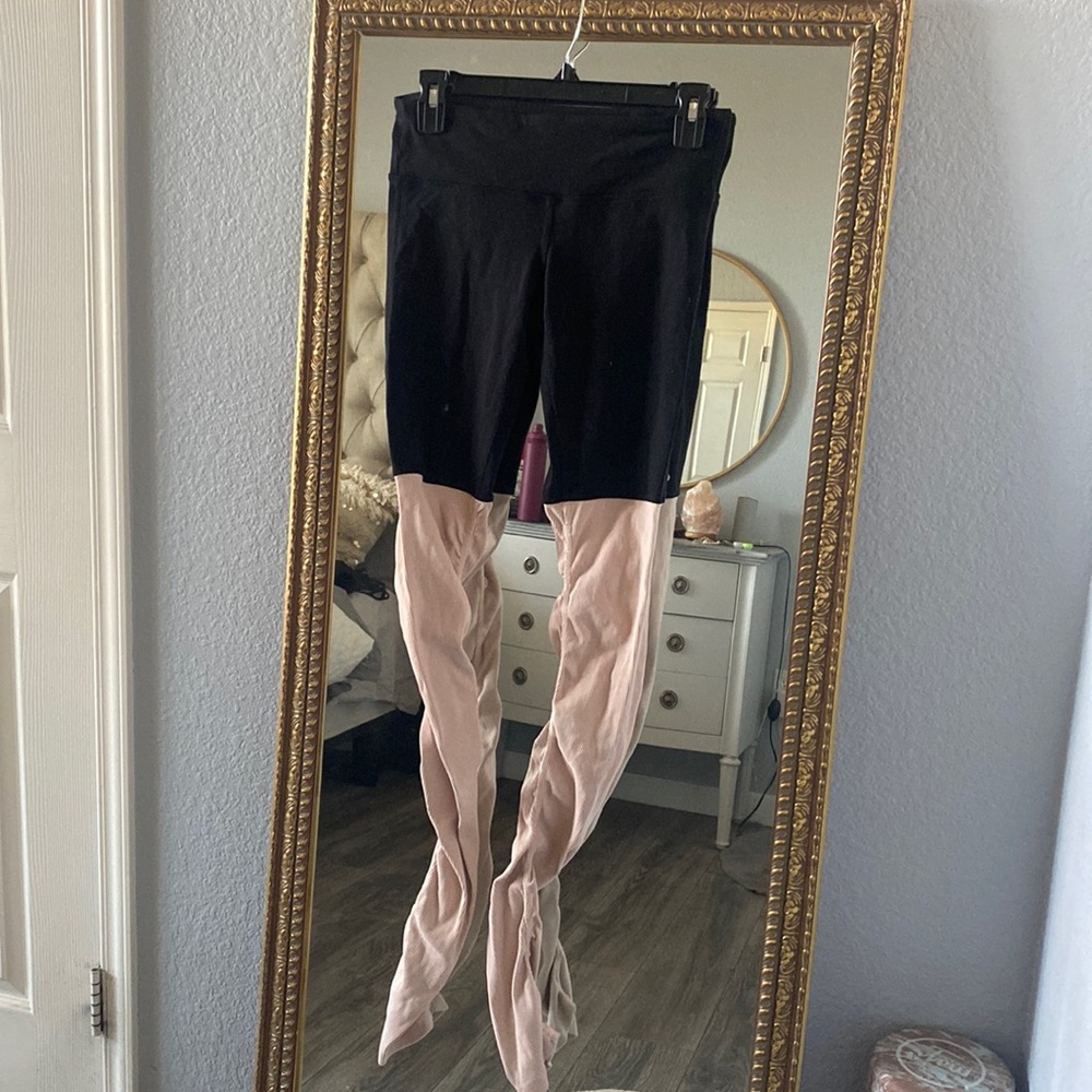 All yoga leggings size S